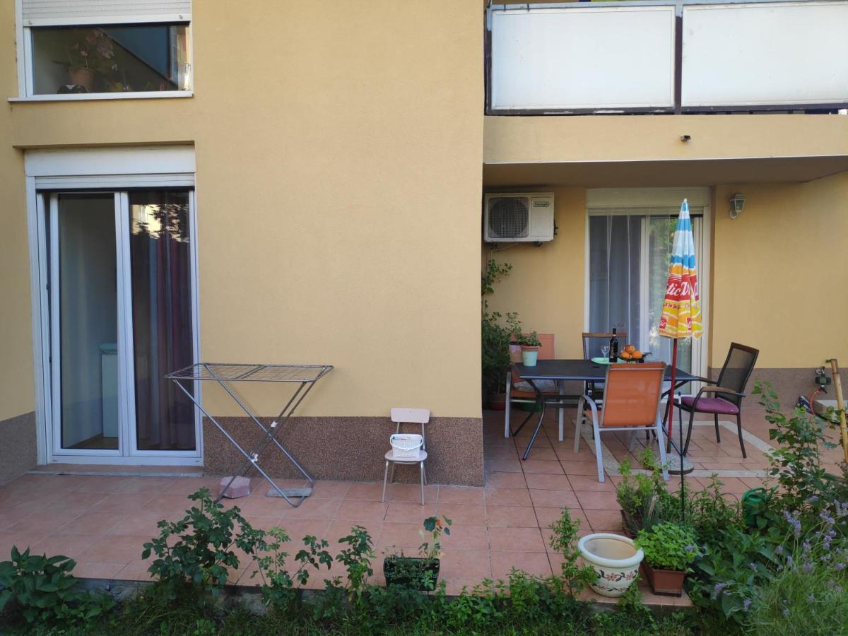Spacious Apartment With Big Garden Near Beach Split Luaran gambar