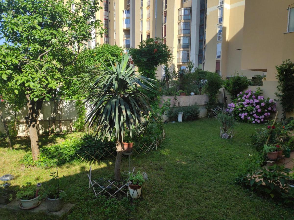 Spacious Apartment With Big Garden Near Beach Split Luaran gambar